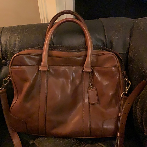 Coach leather laptop bag. Great size. Front and back pockets and storage. - Picture 1 of 3